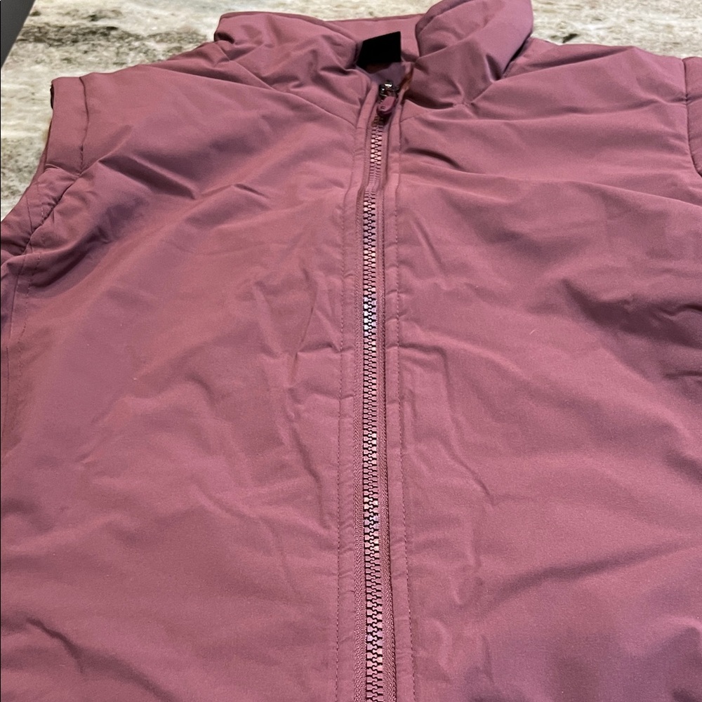 32 Degrees Women's Plum Vest